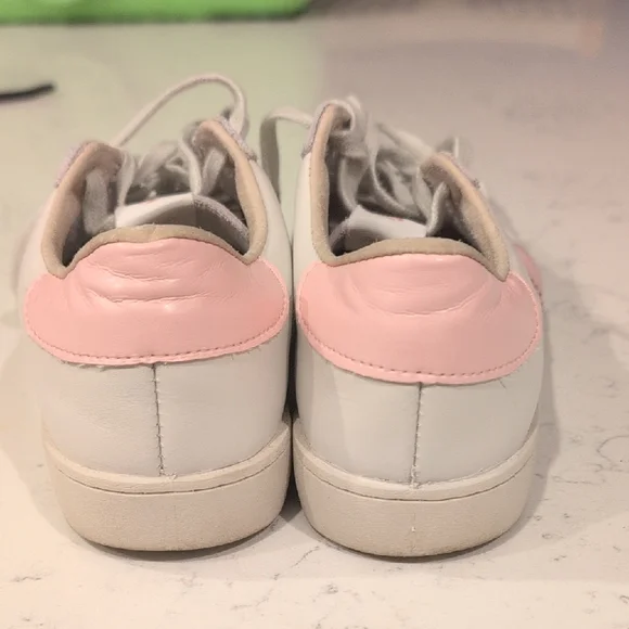 Veja Women's White and Pink Accent Sneakers - Picture 5 of 8